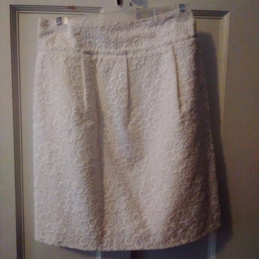 Loft white floral patterned skirt